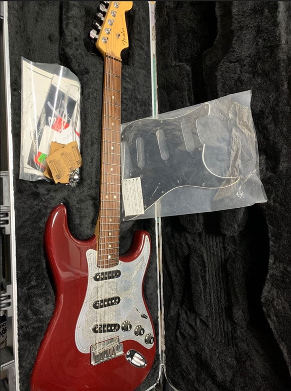 Fender USA American Deluxe Stratocaster N3 DRDの画像